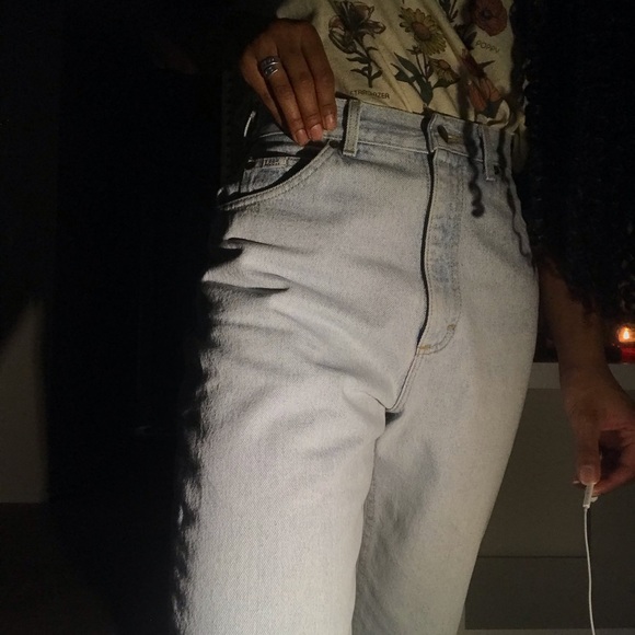 Custom Jeans - Picture 7 of 8